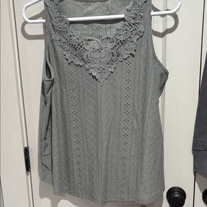 Emery Rose Elegant Gray Lace Women's  Sleeveless Top Size 1XL, NWT
